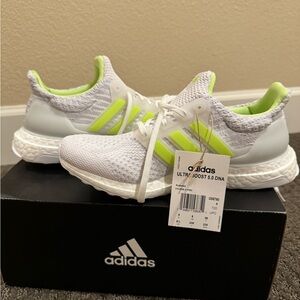 Adidas Ultraboost 5.0 TNA